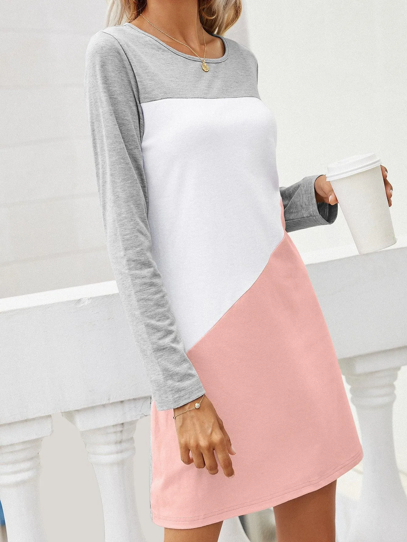 Casual Color Block Stitching Dress - Slim Fit with Round Neck