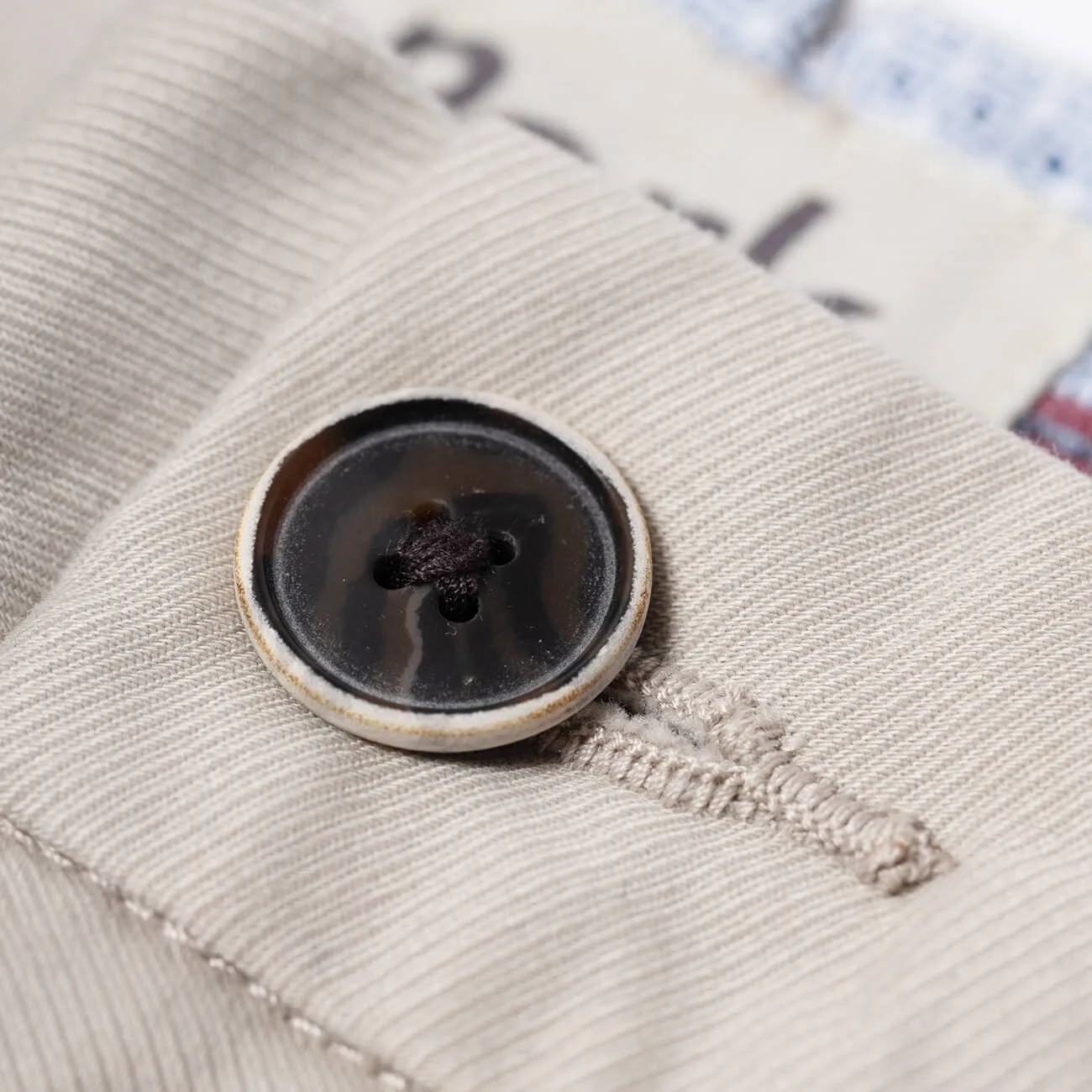 Feel Good Shorts in Light Khaki
