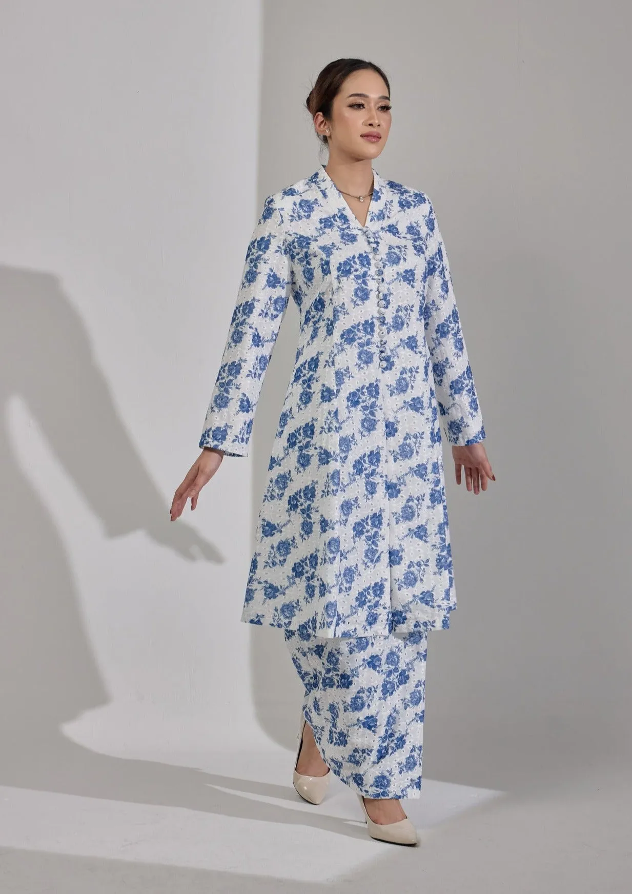 Inai Kebarung Classic - Royal Blue