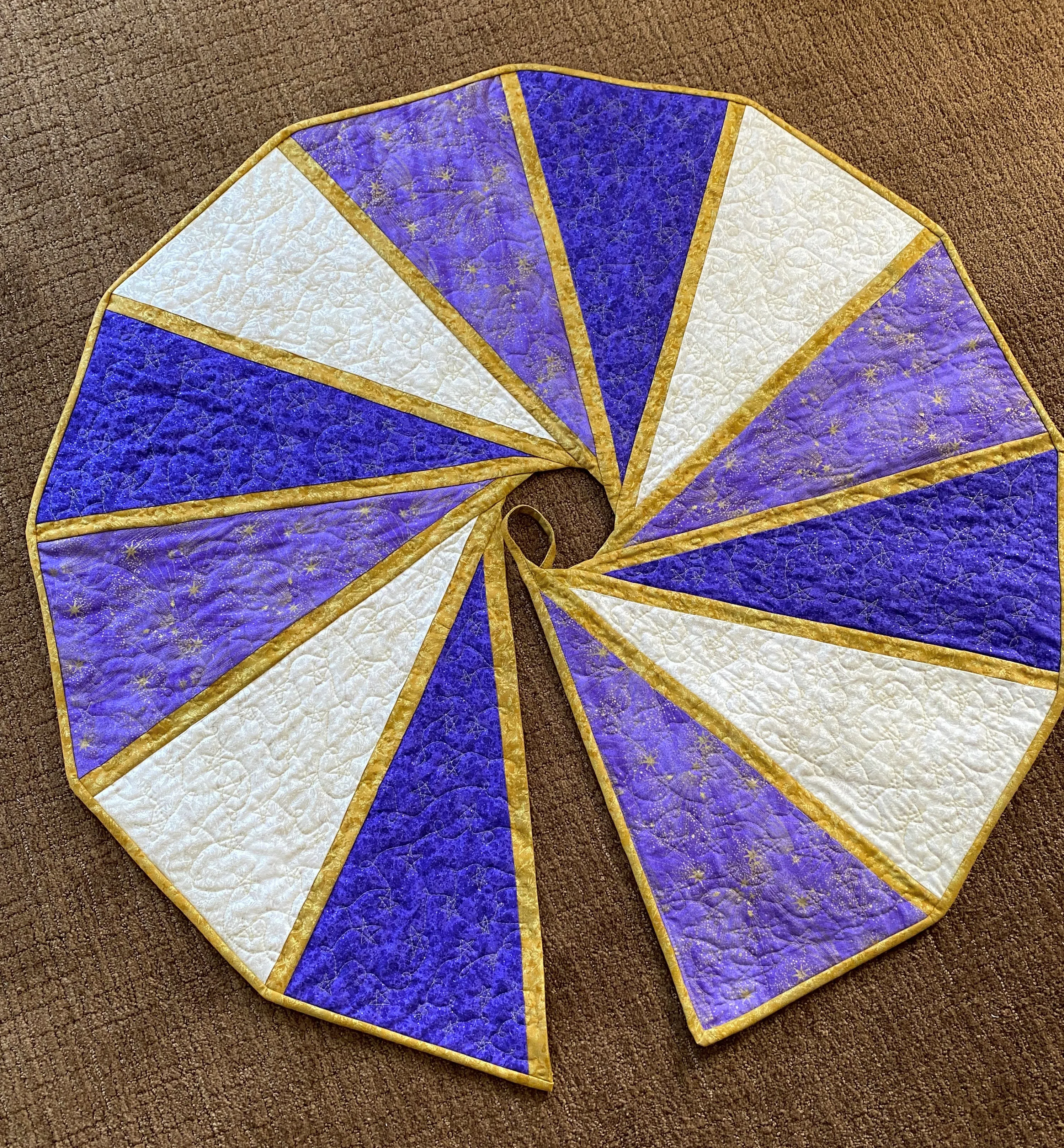 Modern Two Sided Tree Skirt Quilt Pattern