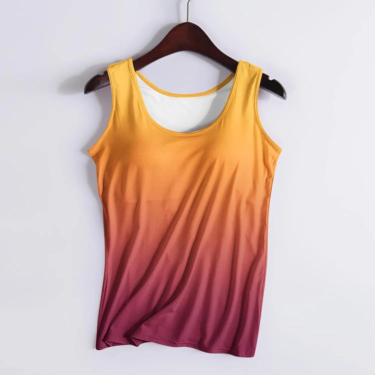 Tank Top with Built in Bra for Women 2025 Summer Gradient Sleeveless Shirts Casual Comfy Basic Camisole Undershirts